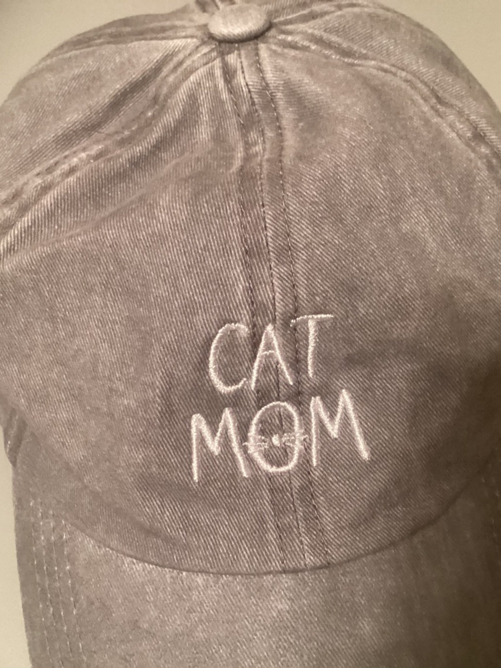 Cat Mom cap (OS )